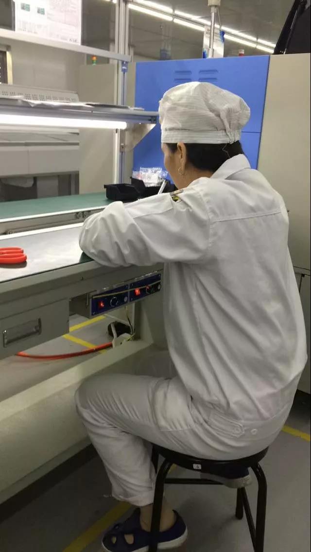 靖邦smt加工厂3.8妇女节