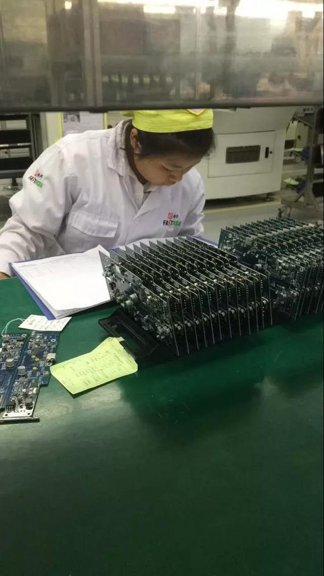 靖邦smt加工厂3.8妇女节