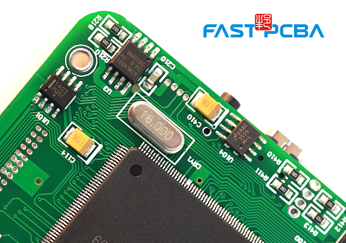 用于 PCB 的成本芯箔和预浸料